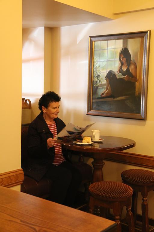 Gullane'S Hotel Ballinasloe Εξωτερικό φωτογραφία